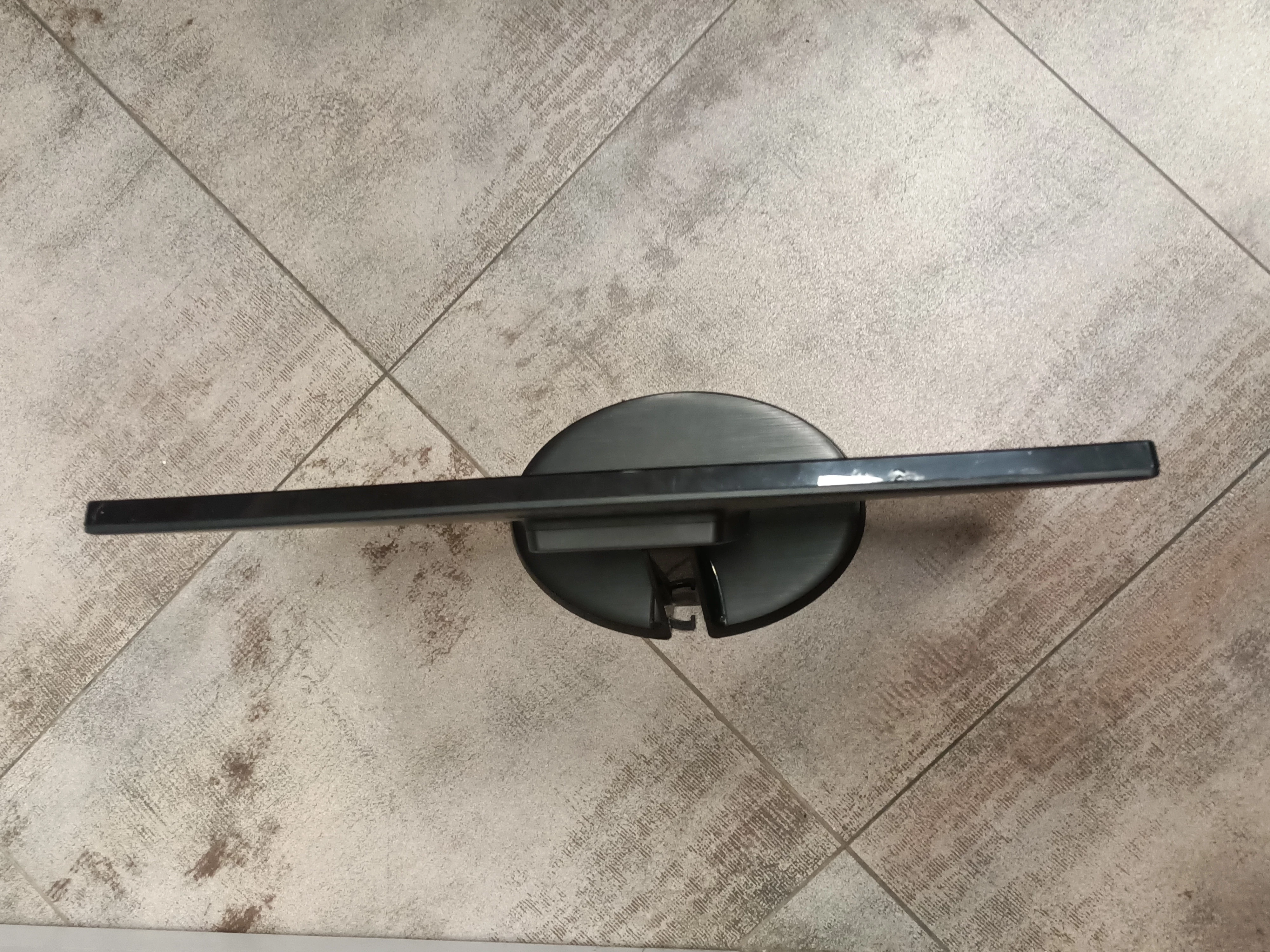 lg-22m38a-22-full-hd-monitor-led-idealny-do-biura-i-domu-przekatna-ekranu-5460