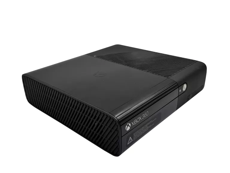 KONSOLA MICROSOFT XBOX 360E 4GB MODEL 1538 - KINECT + PAD + GRY!