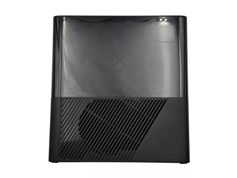 KONSOLA MICROSOFT XBOX 360E 4GB MODEL 1538 - KINECT + PAD + GRY!