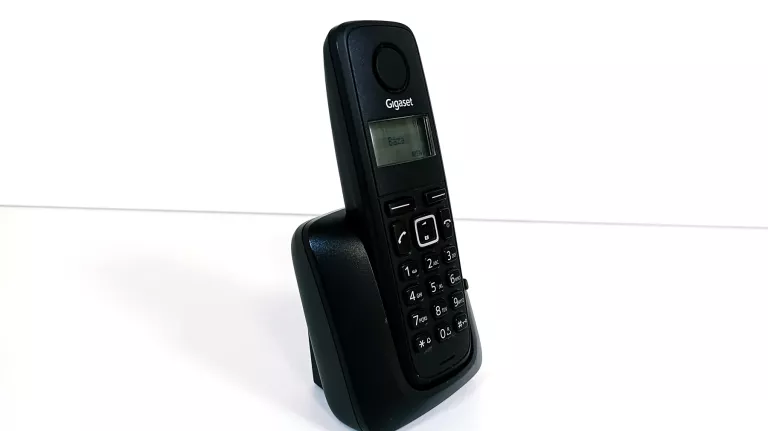 TELEFON GIGASET A120 / STACJA DOKUJĄCA