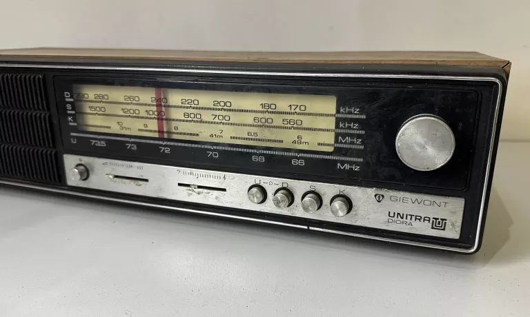 RADIO UNITRA DIORA GIEWONT