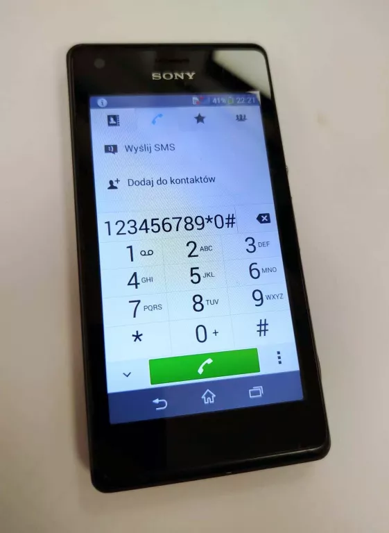 TELEFON SONY XPERIA C1905