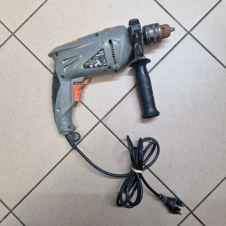 WIERTARKA POWER FORCE 750 W