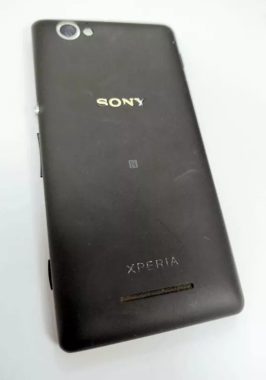 TELEFON SONY XPERIA C1905