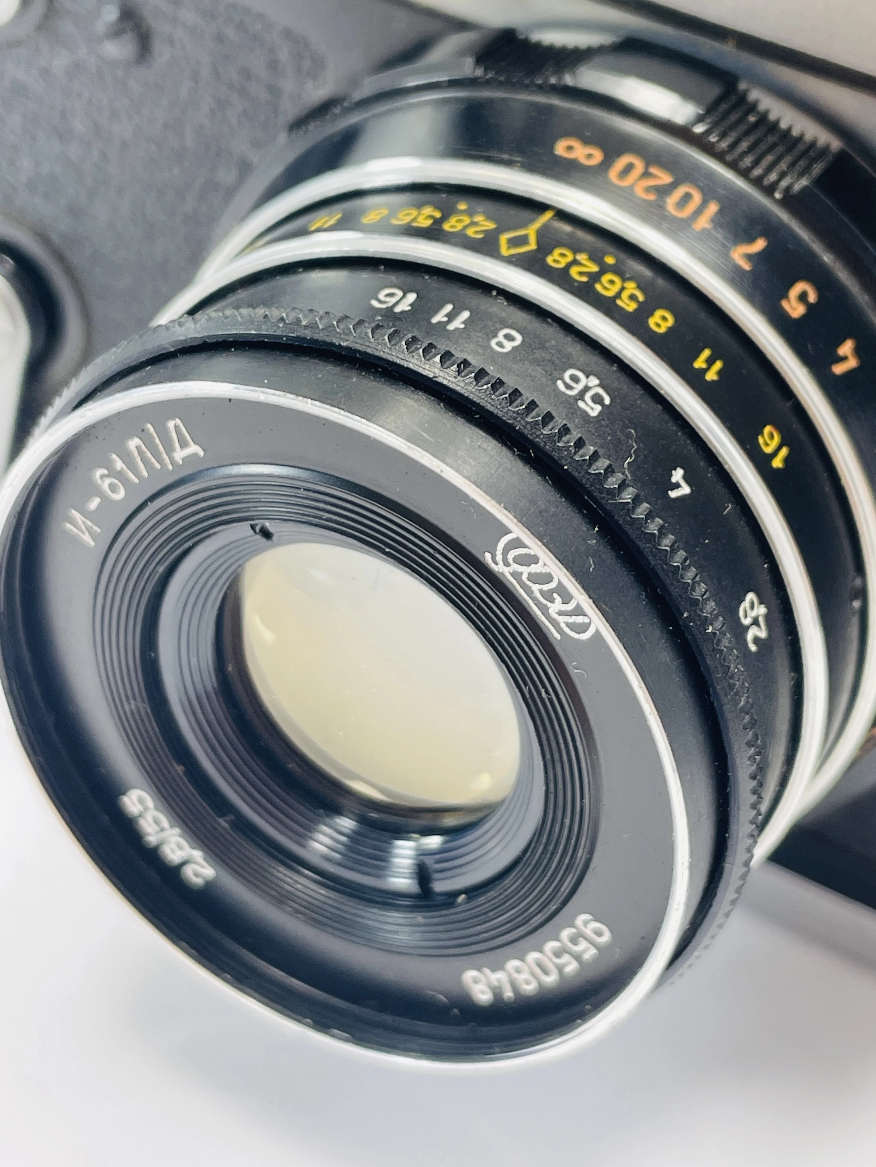 kolekcjonerski-fed-5-b-lomo-5b-aparat-fotograficzny-z-zsrr-antyk-zawiera-baterie-250685-2006717