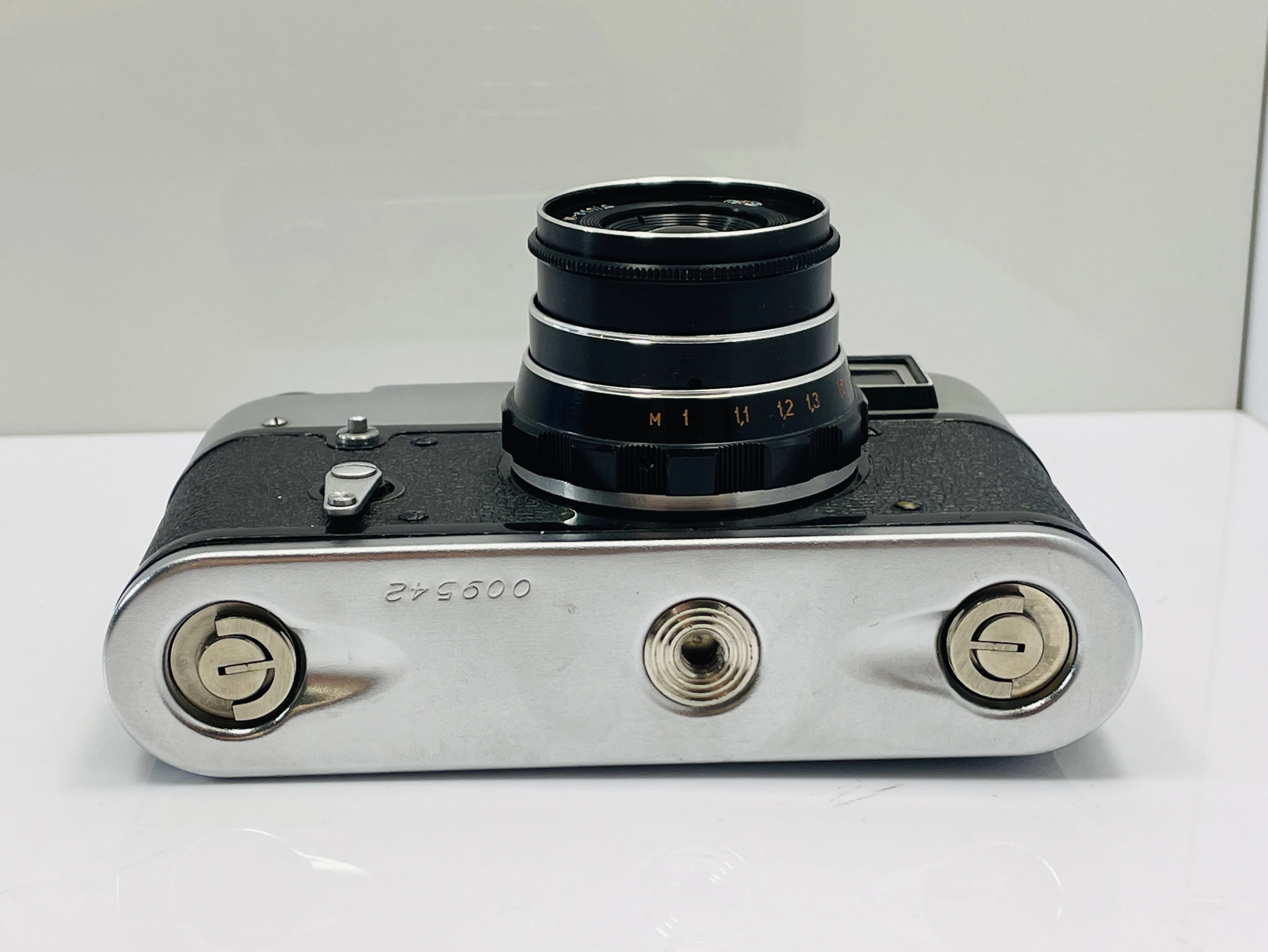 kolekcjonerski-fed-5-b-lomo-5b-aparat-fotograficzny-z-zsrr-antyk-gorna-wilda-100-poznan-ska-x