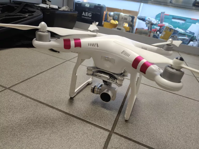 DRON DJI PHANTOM 4 ADVANCED