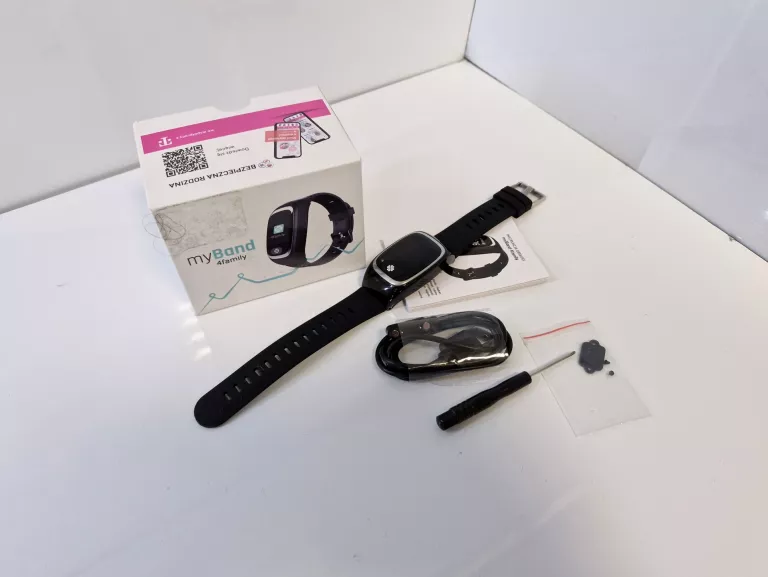 OPASKA Z FUNKCJĄ SOS MYPHONE 4FAMILY SMARTBAND OKAZJA DLA SENIORA