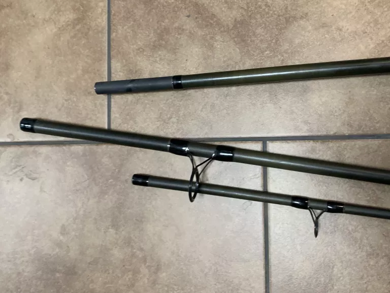 WĘDKA KARPIOWA T3 SECTION 13FT 3,5LB TANDEM BAITS + INVADER ULTRA BLACK
