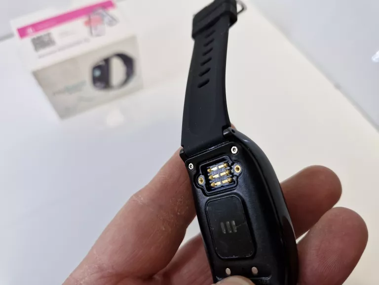 OPASKA Z FUNKCJĄ SOS MYPHONE 4FAMILY SMARTBAND OKAZJA DLA SENIORA