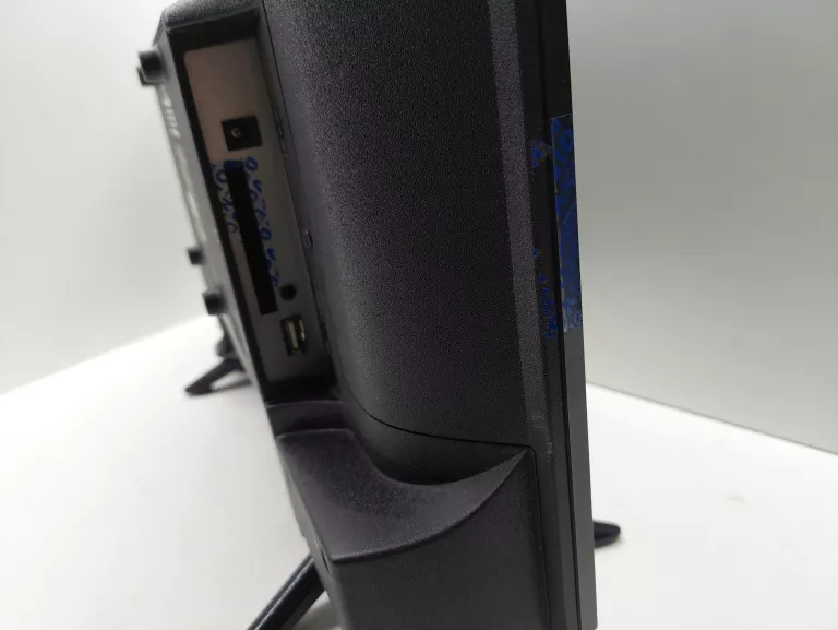 TELEWIZOR KIANO SLIM TV 19 TRAVEL