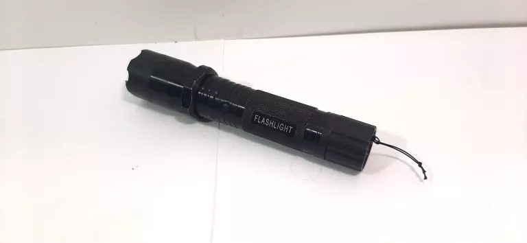 LATARKA Z PARALIZATOREM POLICE TYP 1101 75000KV