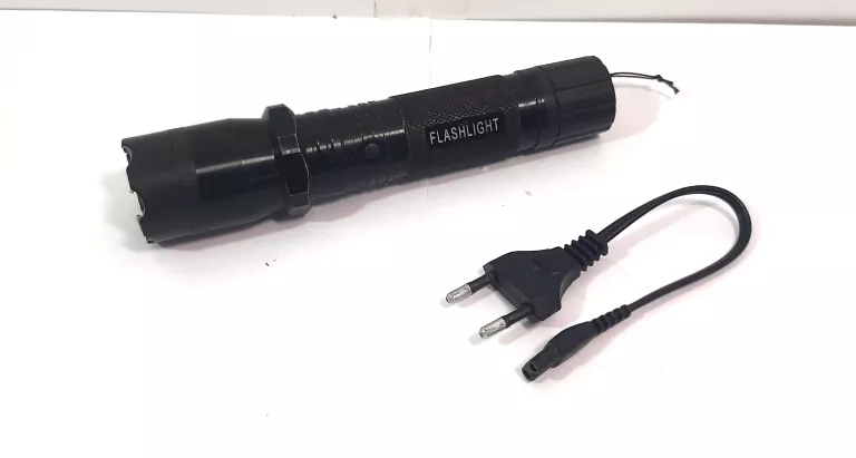 LATARKA Z PARALIZATOREM POLICE TYP 1101 75000KV