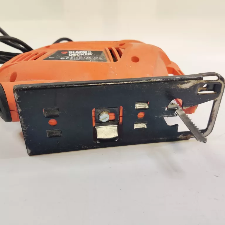 WYRZYNARKA BLACK DECKER KS495