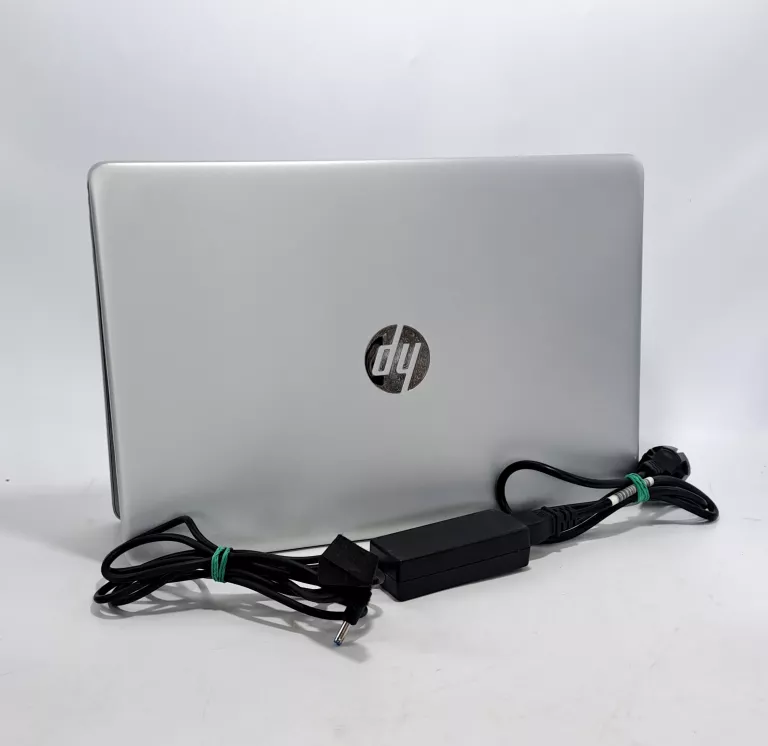 LAPTOP HP I5/8GB/ SSD/ 512GB/WIN 11 HOME/ INTEL IRIS XE