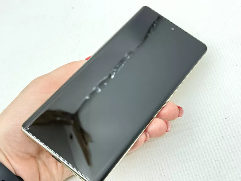 TELEFON INFINIX NOTE 40 PRO KOMPLET D/S 256/12GB + DZ 01.04.25 MEDIA EXPER
