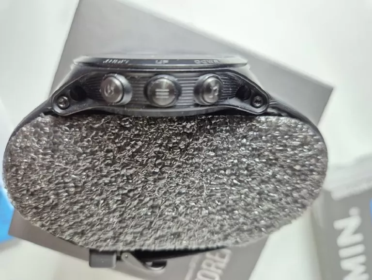 smartwatch-garmin-forerunner-945-komplet-dodatkowy-pasek-stan-11323-2