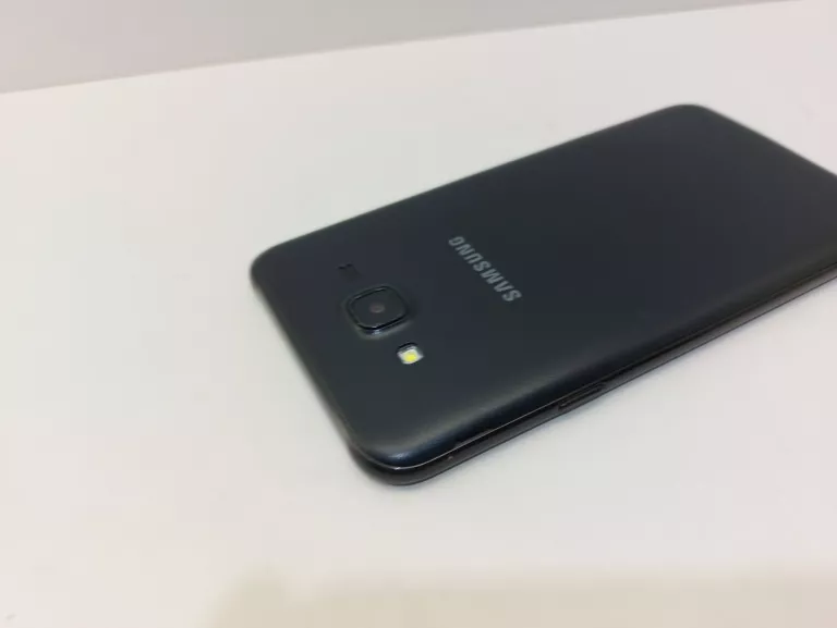 SMARTFON SAMSUNG GALAXY J7 2016 2/16GB 5.5" CZARNY SM-J710