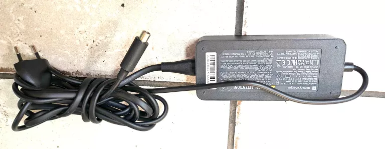 HULAJNOGA ELEKTRYCZNA XIAOMI MI SCOOTER ESSENTIAL (DDHBC08NEB) + ŁADOWARKA