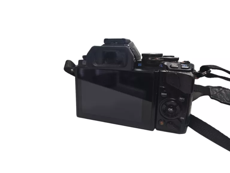 OLYMPUS OM-D E-M10 BODY