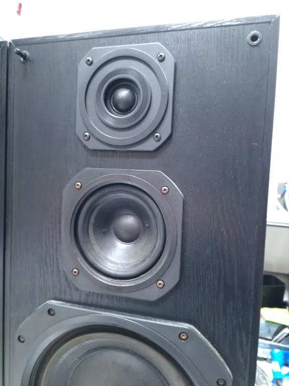 KOLUMNY GŁOŚNIKOWE DIORA ZGB 140-8-907 140-200W 8OHM