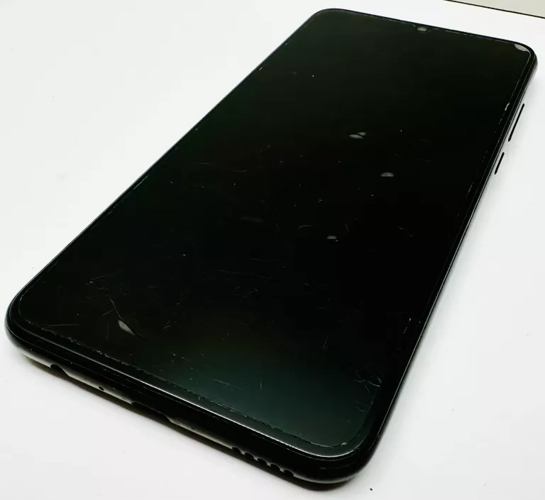 TELEFON HUAWEI P SMART 2019 64GB