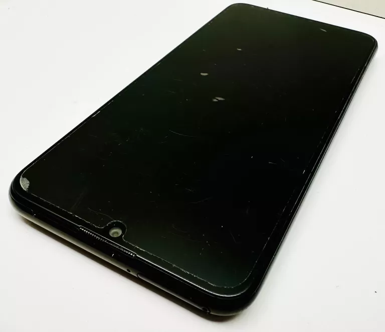 TELEFON HUAWEI P SMART 2019 64GB