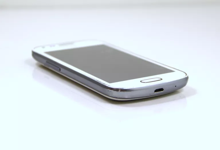 TELEFON SAMSUNG GALAXY TREND GT-S7560