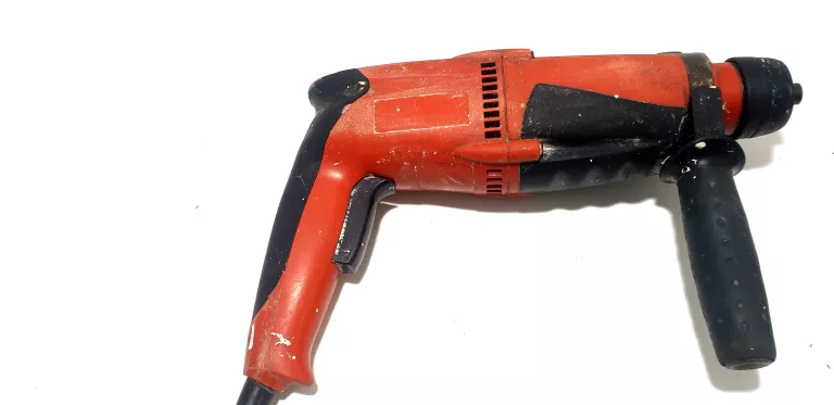 MŁOTOWIERTARKA HILTI TE10 750W SDS+