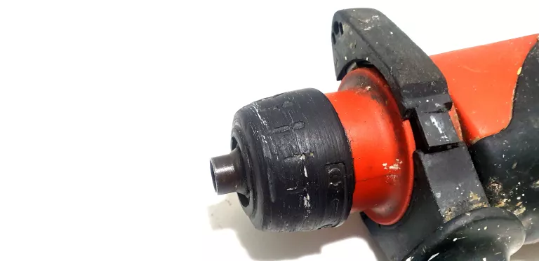 MŁOTOWIERTARKA HILTI TE10 750W SDS+