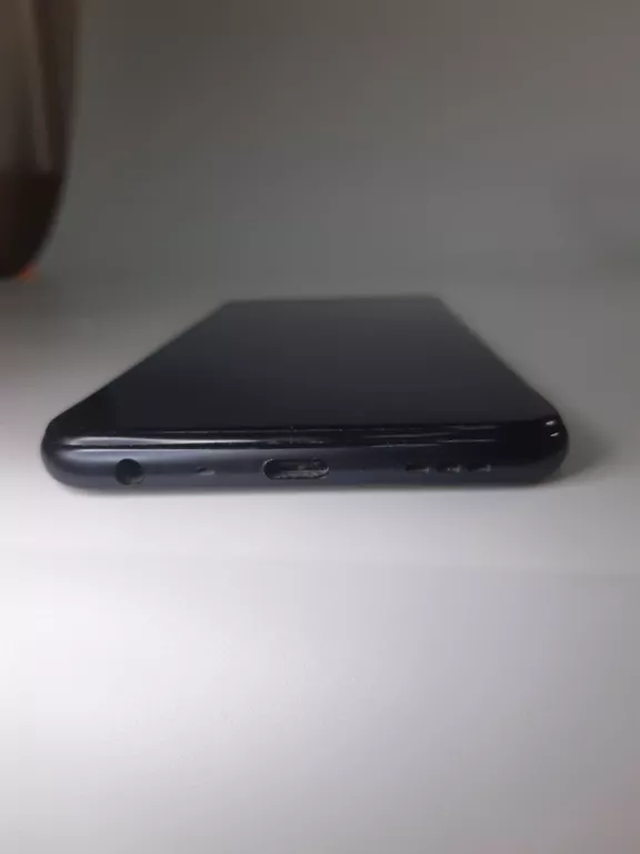 TELEFON OPPO A75 6/128 KOMPLET