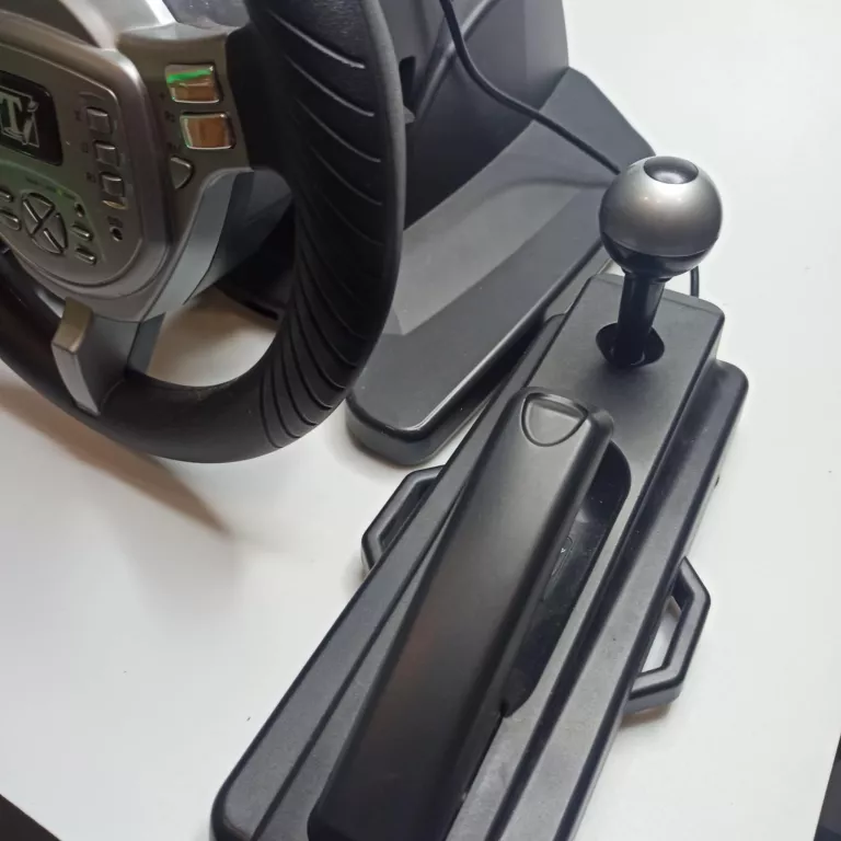 COMPREESSOR SUPREME KIEROWNICA HY 822
