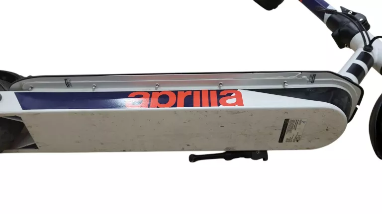 HULAJNOGA ELKTRYCZNA APRILIA E-SRZ (KOMPLET)