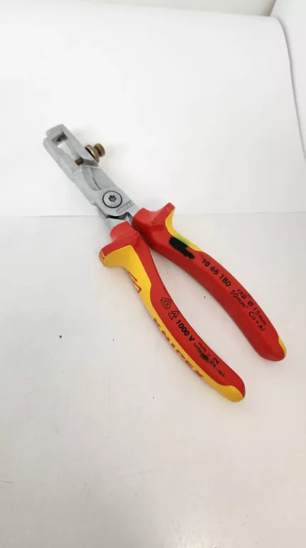 ZESTAW NARZĘDZI KNIPEX