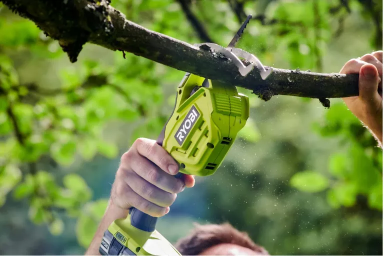 RYOBI RY18PSA-0 PILARKA SZABLASTA AKUMULATOROWA DO GAŁĘZI 18V CM526