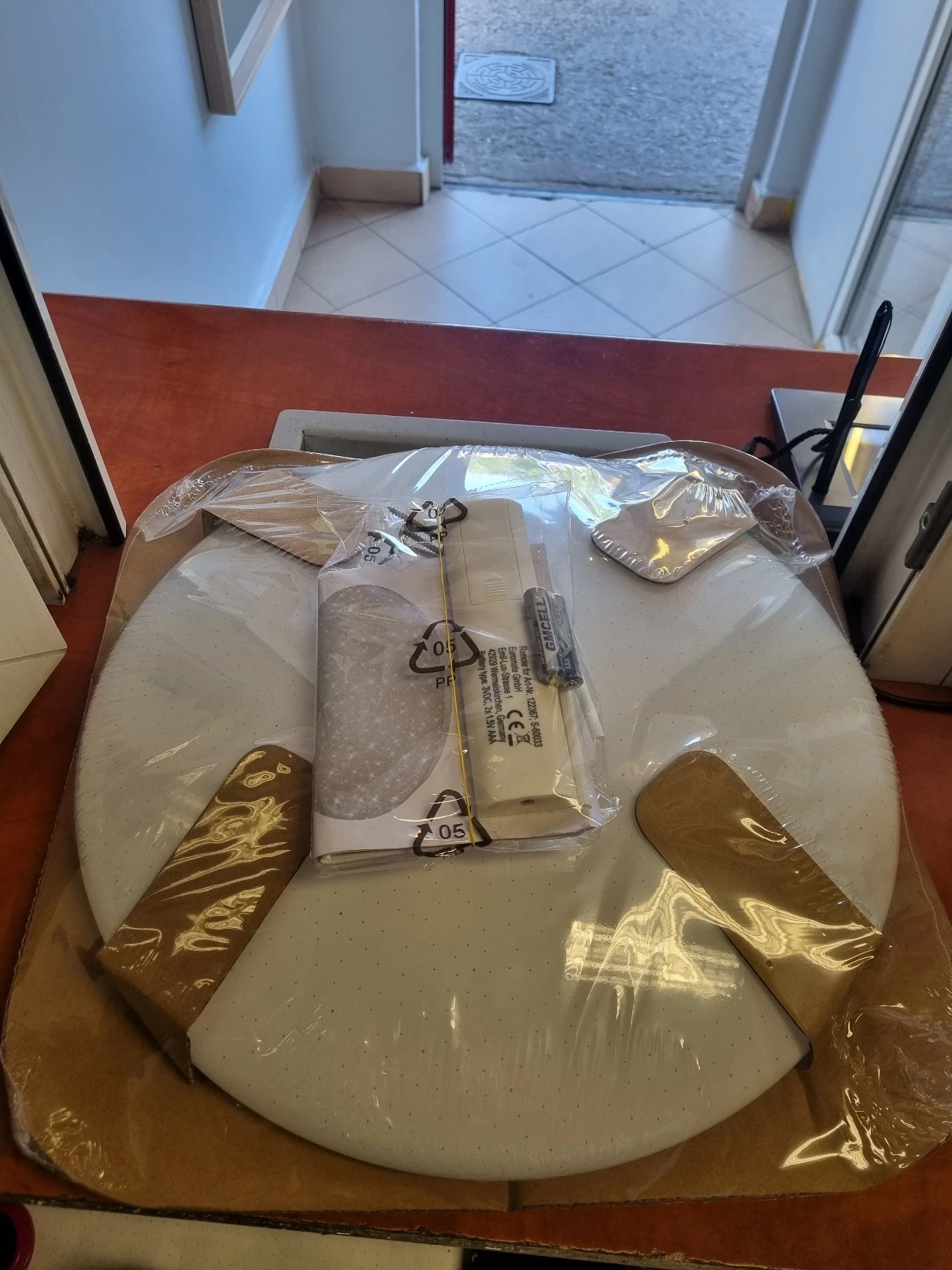 lampa-sufitowa-plafon-led-careri-122367-skyeffect-stan-11323-238058