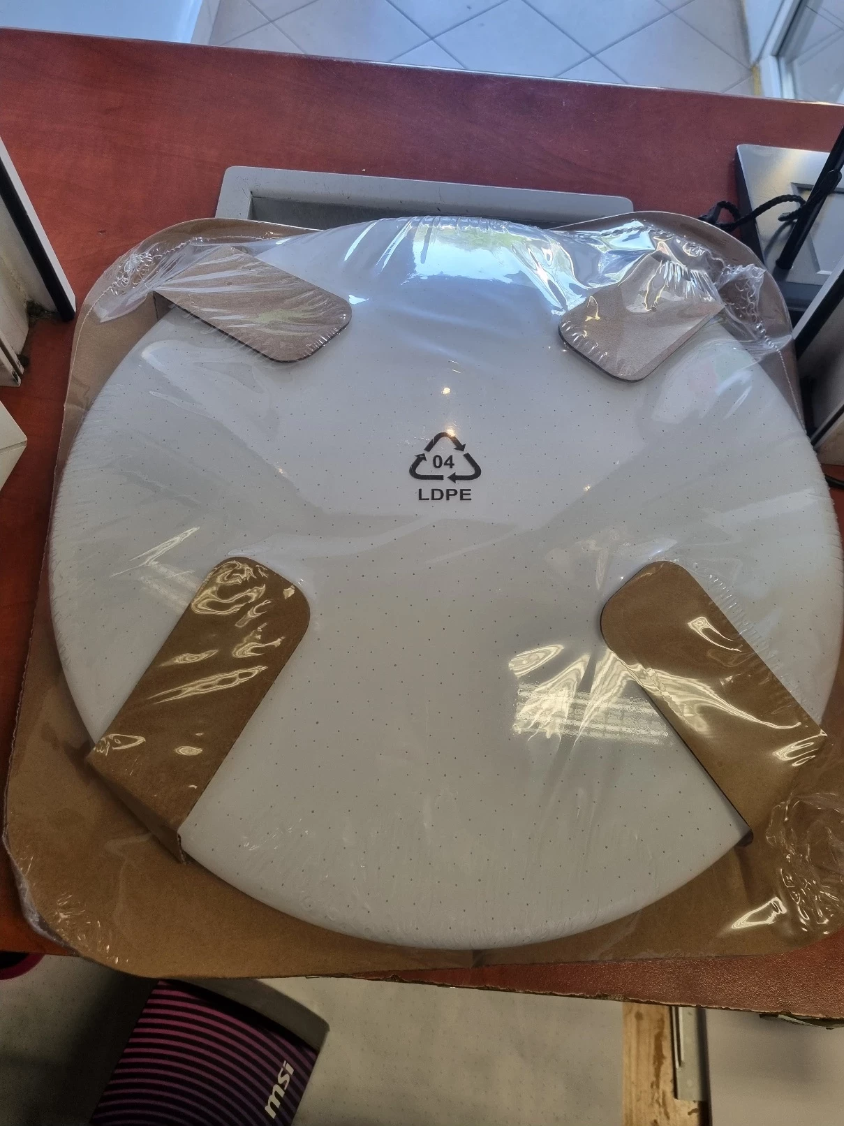 lampa-sufitowa-plafon-led-careri-122367-skyeffect-kolor-11484-2