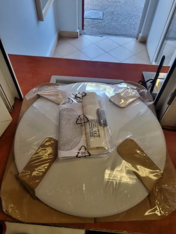 lampa-sufitowa-plafon-led-careri-122367-skyeffect-stan-11323-238058