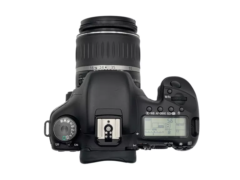 APARAT CANON EOS 7D + OBIEKTYW EF-S 18-55MM F/3.5-5.6 PRZEBIEG 77363 ZDJĘĆ