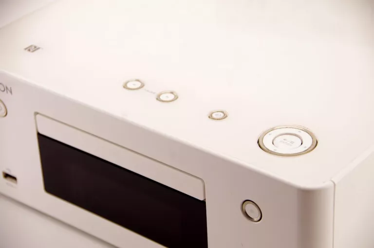 ZGRABNY AMPLITUNER STEREO DENON CEOL RCD-N9 FAJNY STAN PILOT