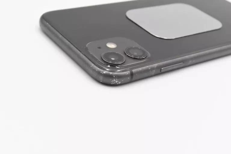 TELEFON IPHONE 11 64GB