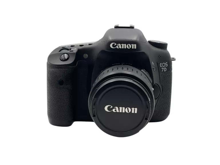 APARAT CANON EOS 7D + OBIEKTYW EF-S 18-55MM F/3.5-5.6 PRZEBIEG 77363 ZDJĘĆ