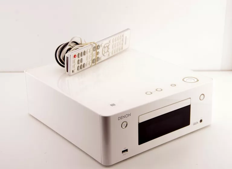 ZGRABNY AMPLITUNER STEREO DENON CEOL RCD-N9 FAJNY STAN PILOT