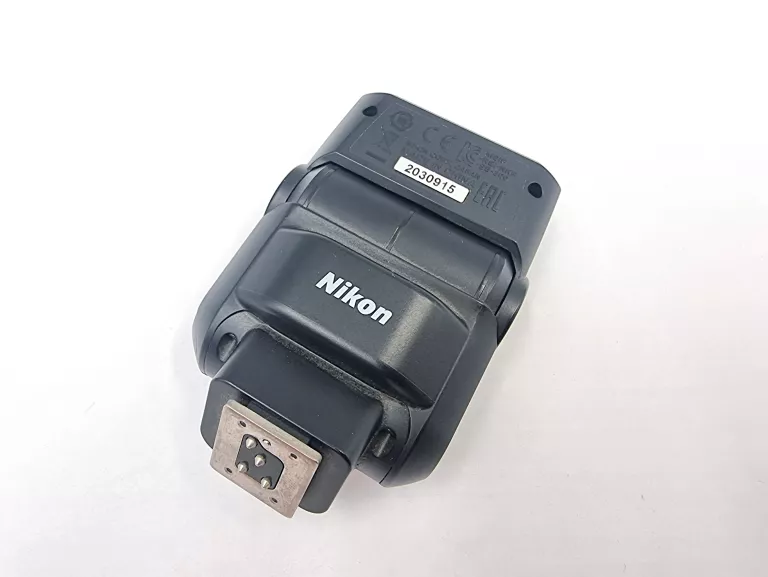 NIKON SPEEDLIGHT SB-300