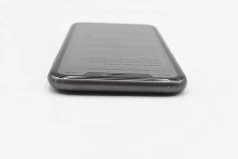 TELEFON IPHONE 11 64GB