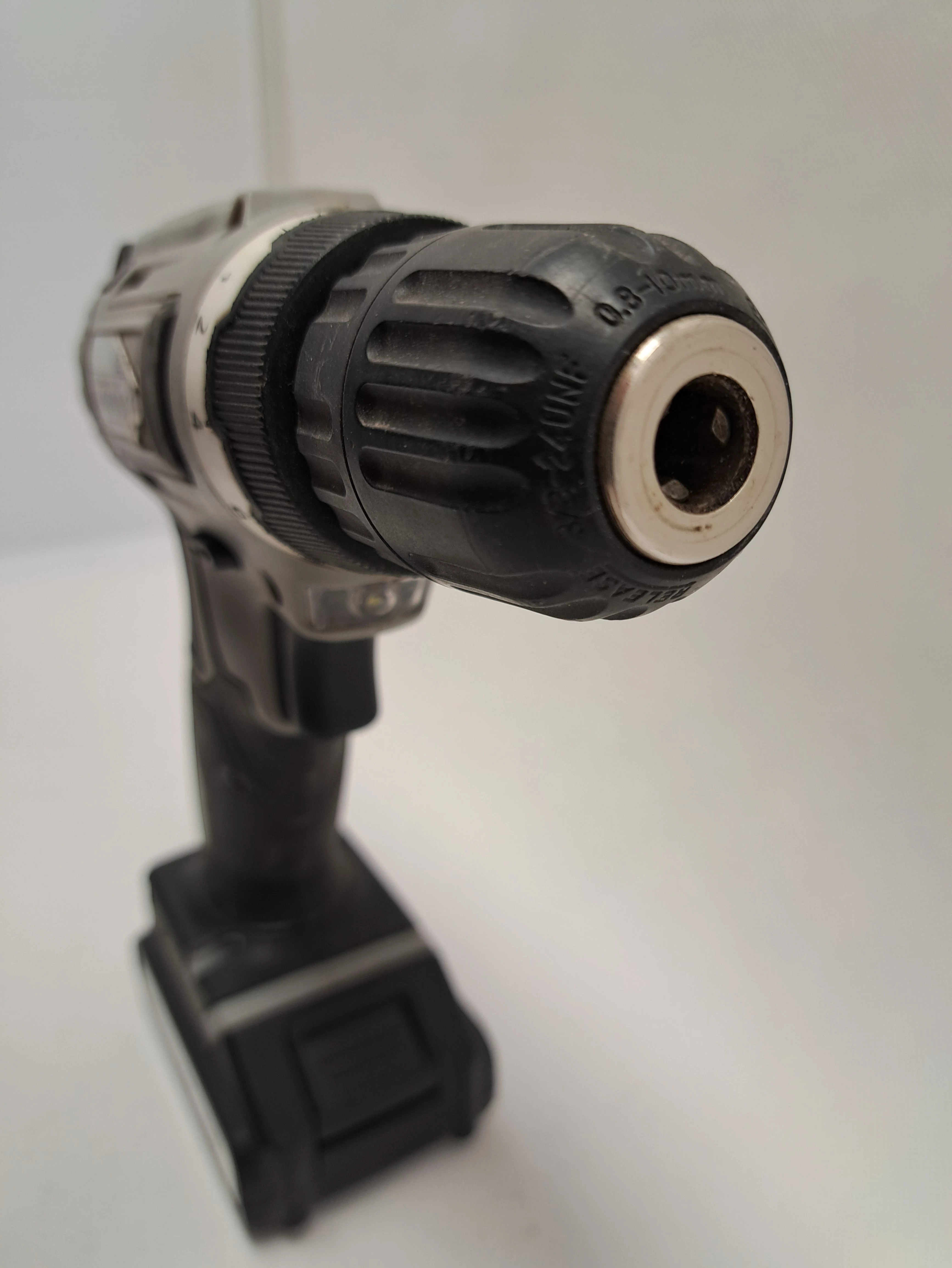 wkretarka-euromate-gmbh-42929-pojemnosc-akumulatora-080