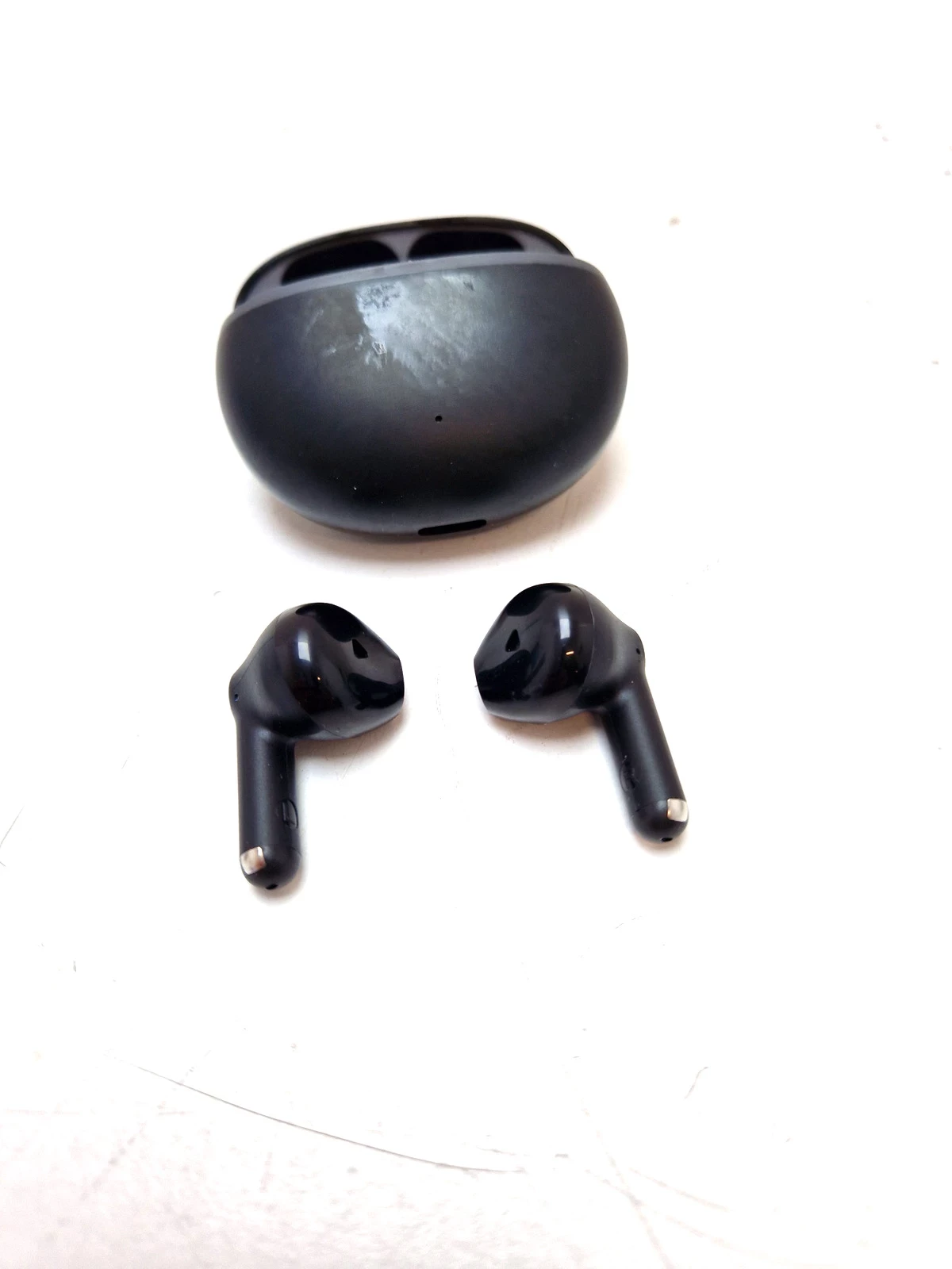 sluchawki-bezprzewodowe-douszne-creative-zen-air-dot-stan-11323-2