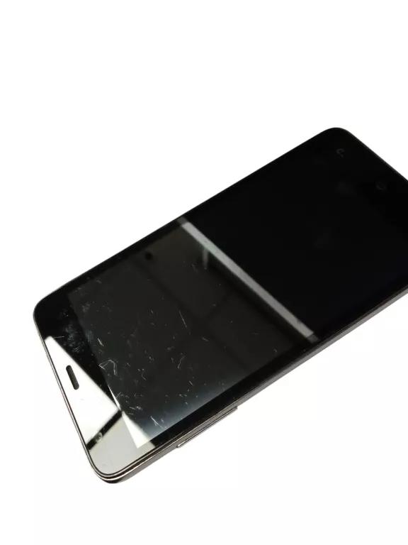 TELEFON GOCLEVER QUANTUM 2 500 LITE 8GB 512RAM USZKODZONY