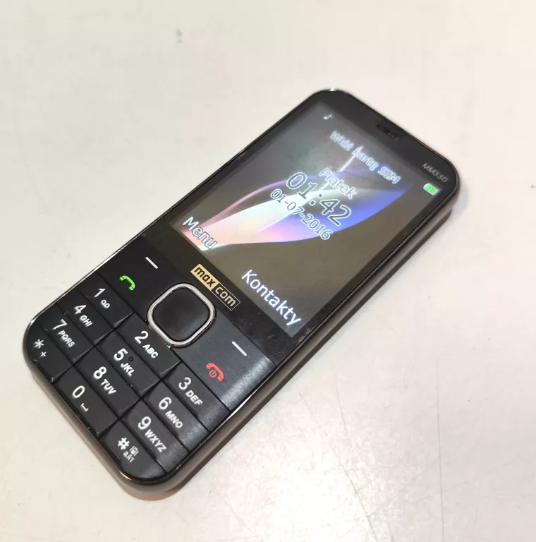 TELEFON MAXCOM MM330
