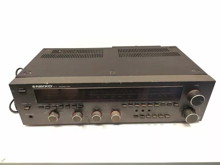 AMPLITUNER NIKKO R850